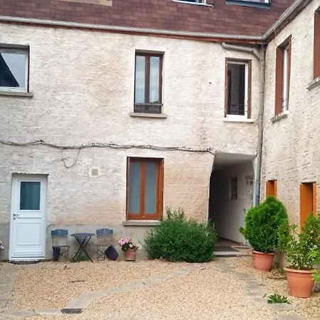 Grand Loft Renove En Centre-ville Apartment